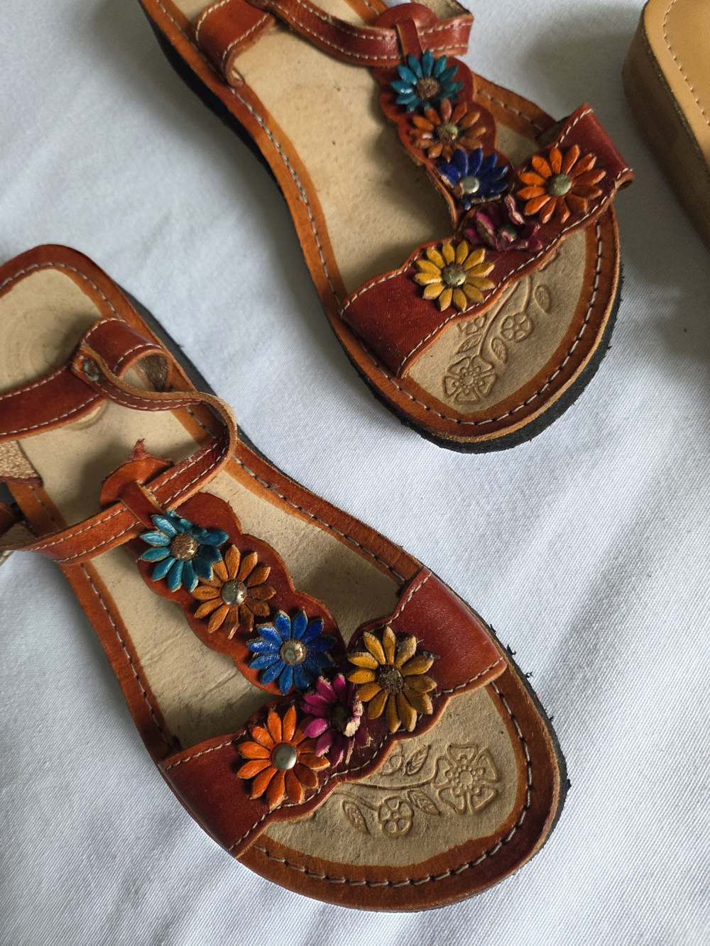 Mexican Huarache Sandals Bundle - Picture 3 of 4